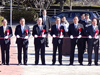 (財)全日本軟式野球連盟会長　岡部英男之像　建立除幕式及び祝賀会に出席