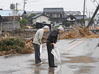 天皇・皇后両陛下が常総市を訪問